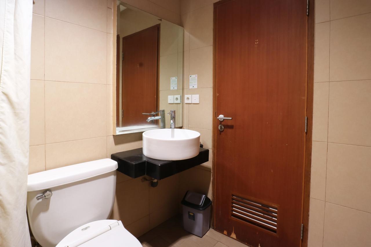 Hotel Blue Pacific Jakarta Exteriör bild