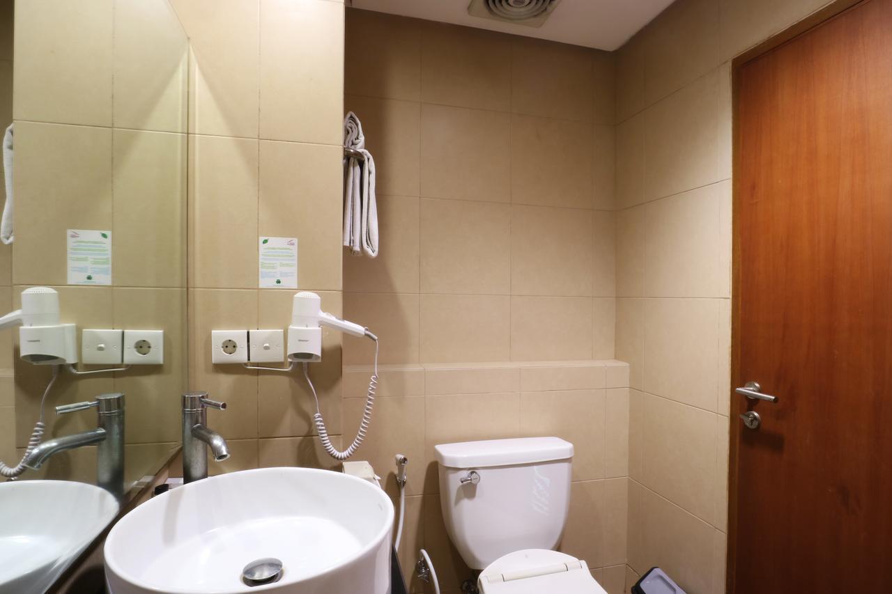 Hotel Blue Pacific Jakarta Exteriör bild